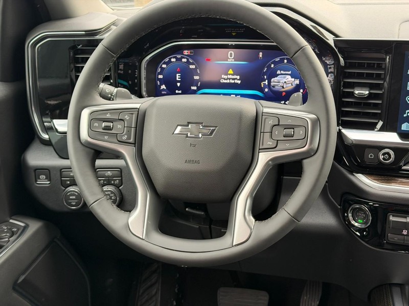 Chevrolet Silverado 1500 Vehicle Full-screen Gallery Image 6