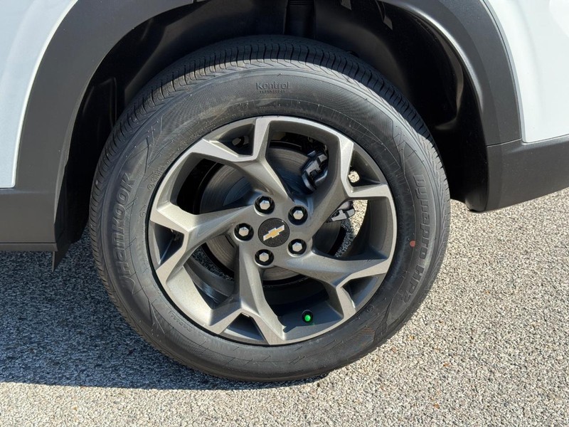 Chevrolet Trax Vehicle Full-screen Gallery Image 4
