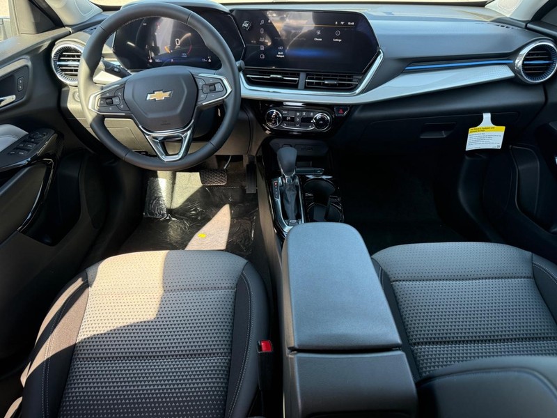 Chevrolet Trax Vehicle Full-screen Gallery Image 6