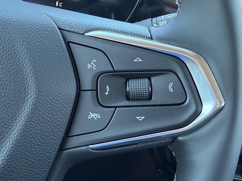 Chevrolet Trax Vehicle Full-screen Gallery Image 9