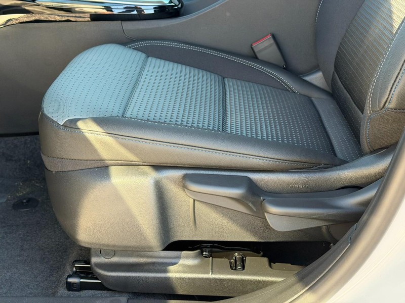 Chevrolet Trax Vehicle Full-screen Gallery Image 10