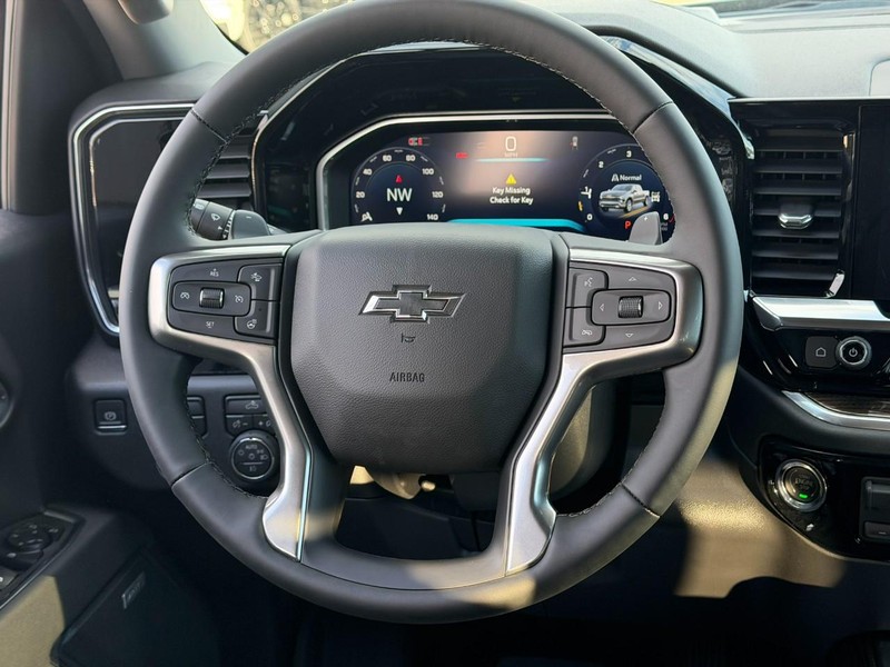 Chevrolet Silverado 1500 Vehicle Full-screen Gallery Image 6