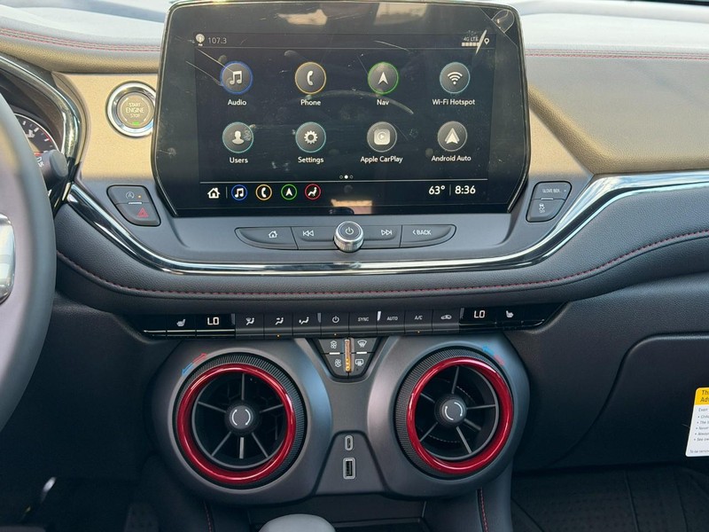 Chevrolet Blazer Vehicle Full-screen Gallery Image 8