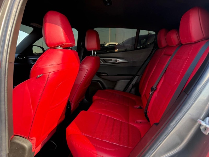 Dodge Hornet Vehicle Full-screen Gallery Image 10