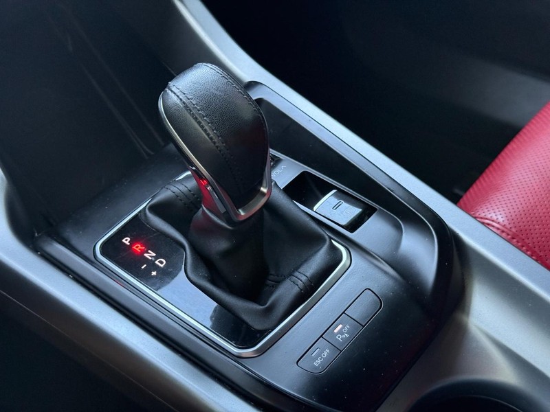 Dodge Hornet Vehicle Full-screen Gallery Image 19
