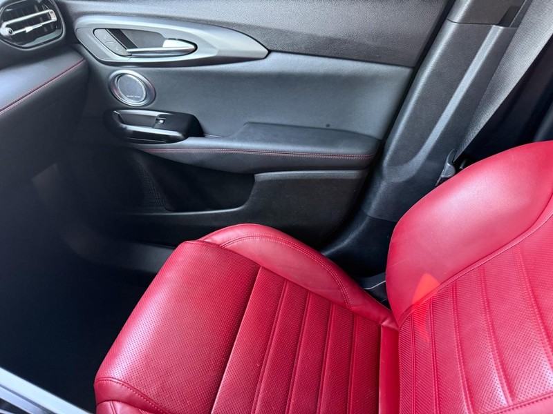 Dodge Hornet Vehicle Full-screen Gallery Image 20