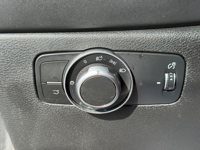 Dodge Hornet Vehicle Full-screen Gallery Image 22