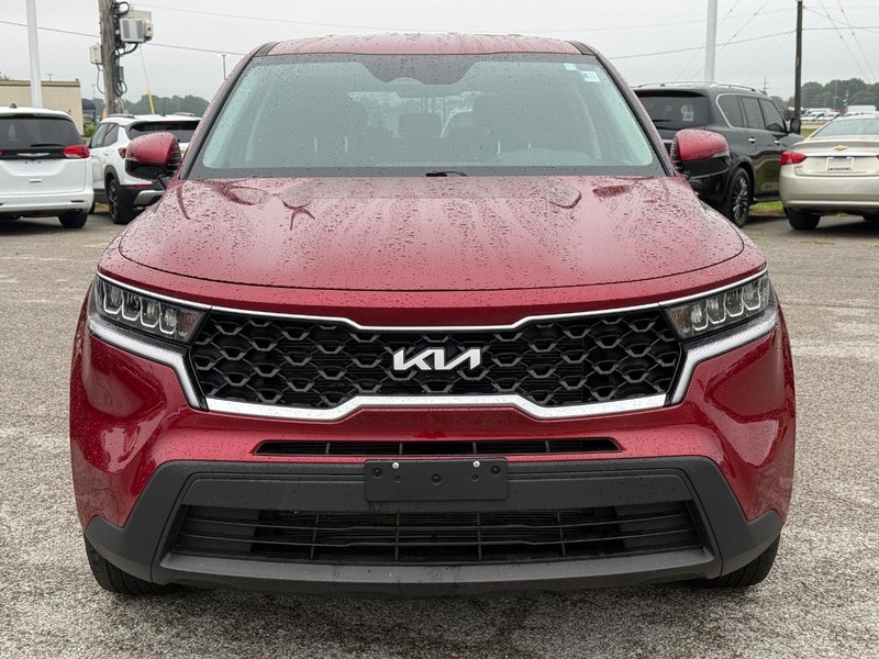 Kia Sorento Vehicle Full-screen Gallery Image 9