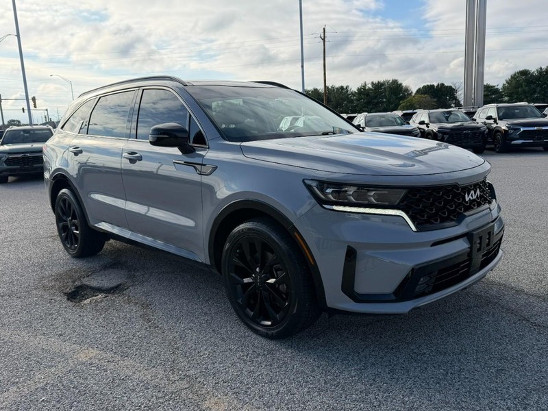 Kia Sorento Vehicle Full-screen Gallery Image 8