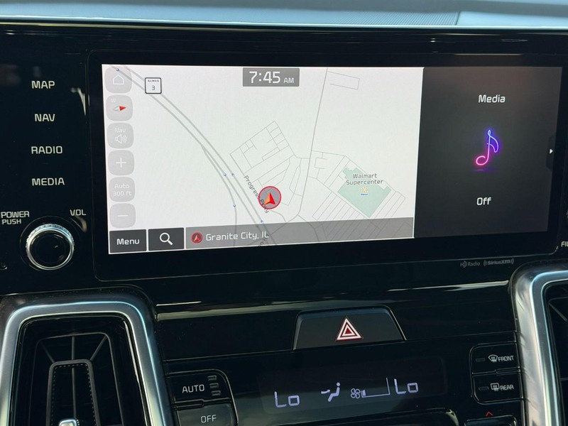 Kia Sorento Vehicle Full-screen Gallery Image 23
