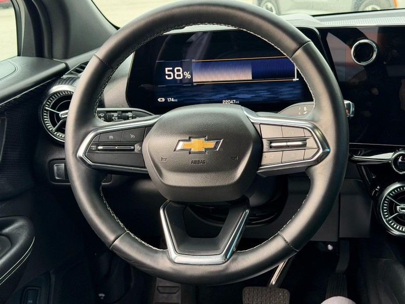 Chevrolet Blazer EV Vehicle Full-screen Gallery Image 12