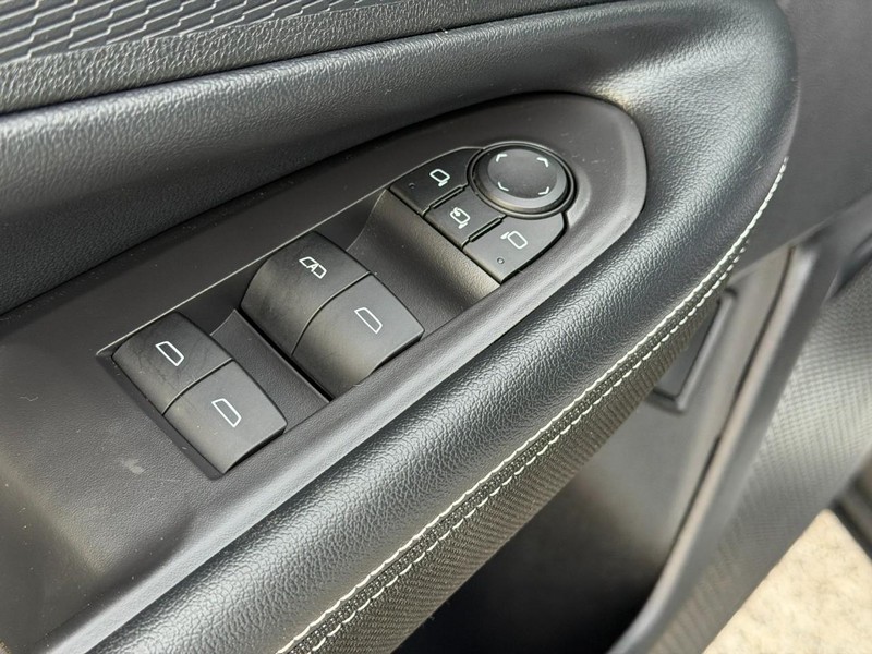 Chevrolet Blazer EV Vehicle Full-screen Gallery Image 15