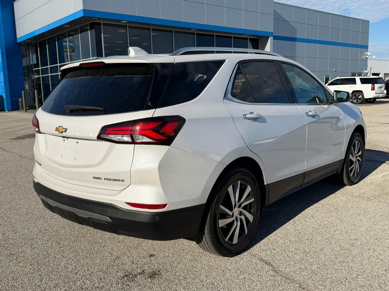 Chevrolet Equinox Vehicle Full-screen Gallery Image 07
