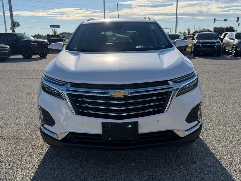 Chevrolet Equinox Vehicle Full-screen Gallery Image 09