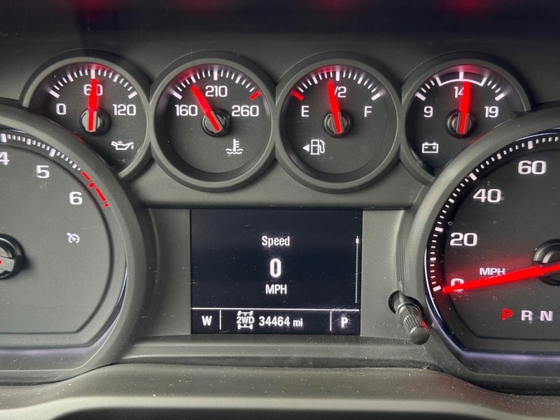 Chevrolet Silverado 1500 Vehicle Full-screen Gallery Image 20