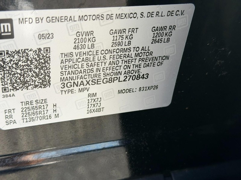 Chevrolet Equinox Vehicle Full-screen Gallery Image 22
