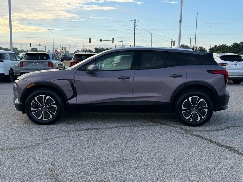 Chevrolet Blazer EV Vehicle Full-screen Gallery Image 02