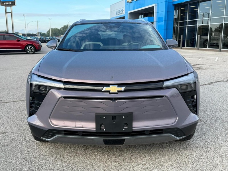 Chevrolet Blazer EV Vehicle Full-screen Gallery Image 09