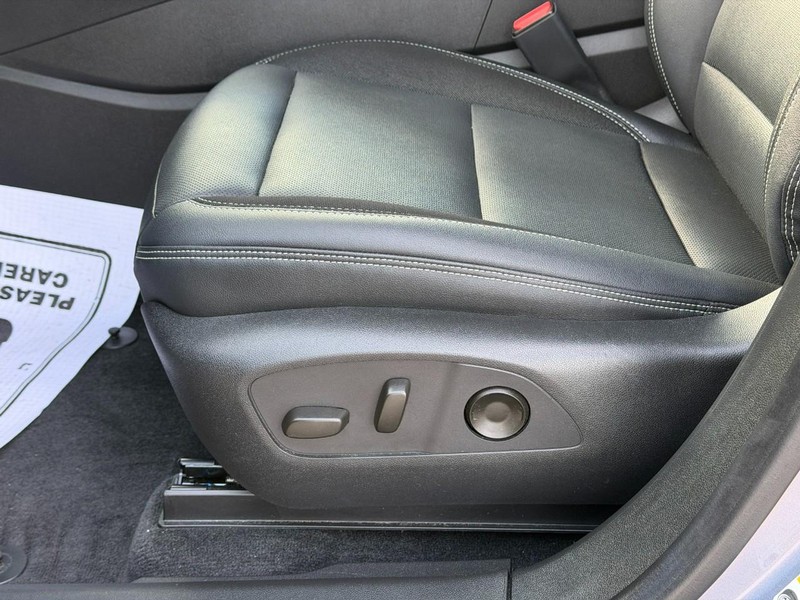 Chevrolet Blazer EV Vehicle Full-screen Gallery Image 16