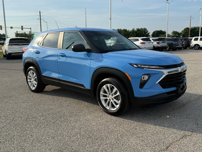 Chevrolet TrailBlazer Vehicle Full-screen Gallery Image 8