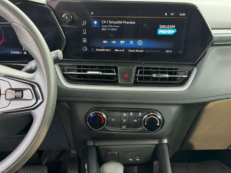 Chevrolet TrailBlazer Vehicle Full-screen Gallery Image 13