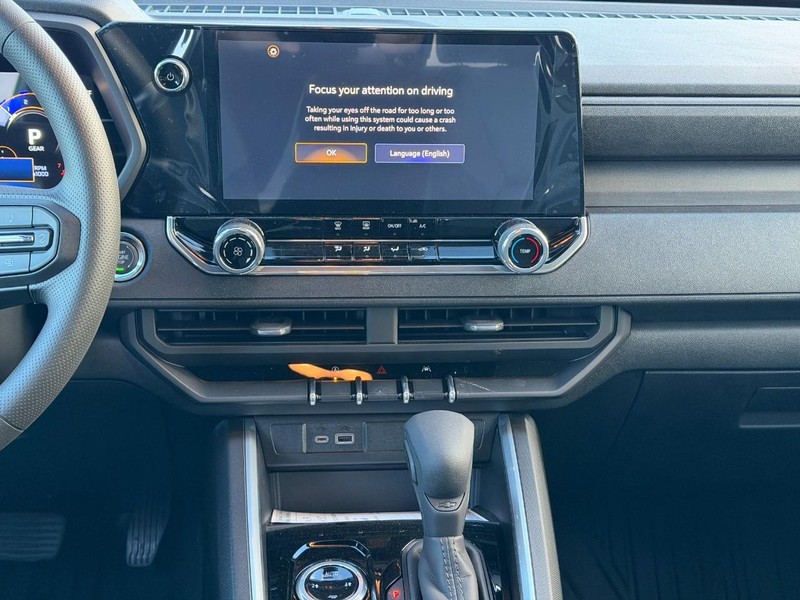 Chevrolet Colorado Vehicle Full-screen Gallery Image 7