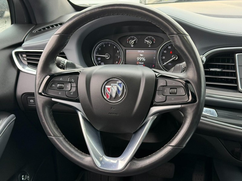 Buick Enclave Vehicle Full-screen Gallery Image 15