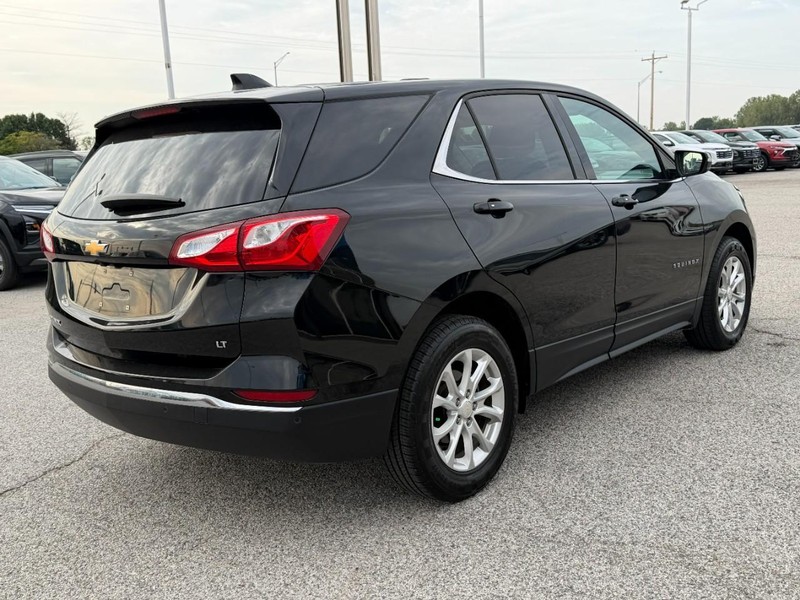 Chevrolet Equinox Vehicle Full-screen Gallery Image 07
