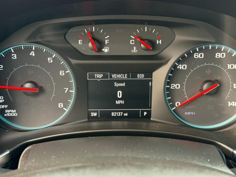 Chevrolet Equinox Vehicle Full-screen Gallery Image 20