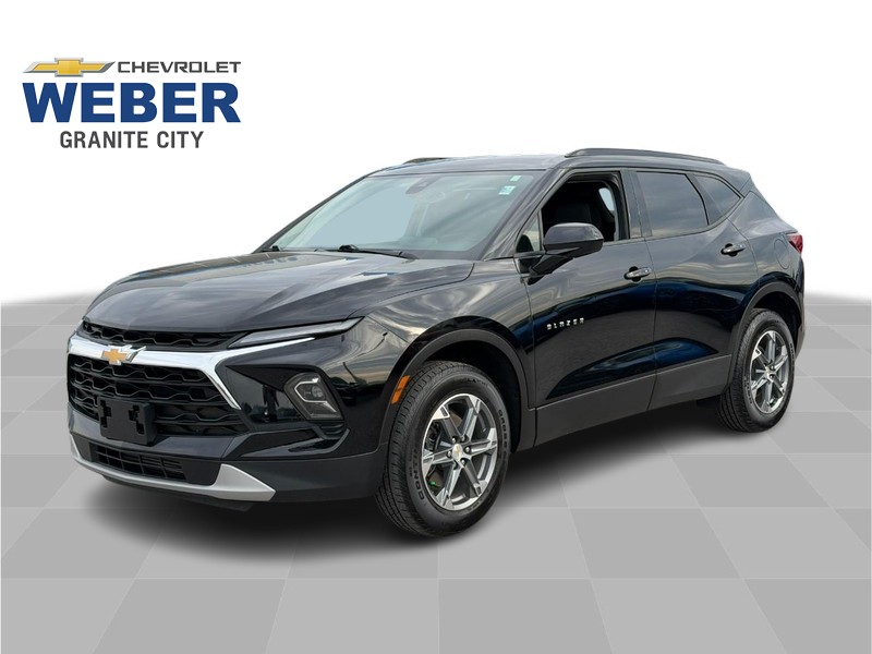 Chevrolet Blazer Vehicle Full-screen Gallery Image 01