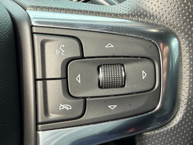 Chevrolet Blazer Vehicle Full-screen Gallery Image 19