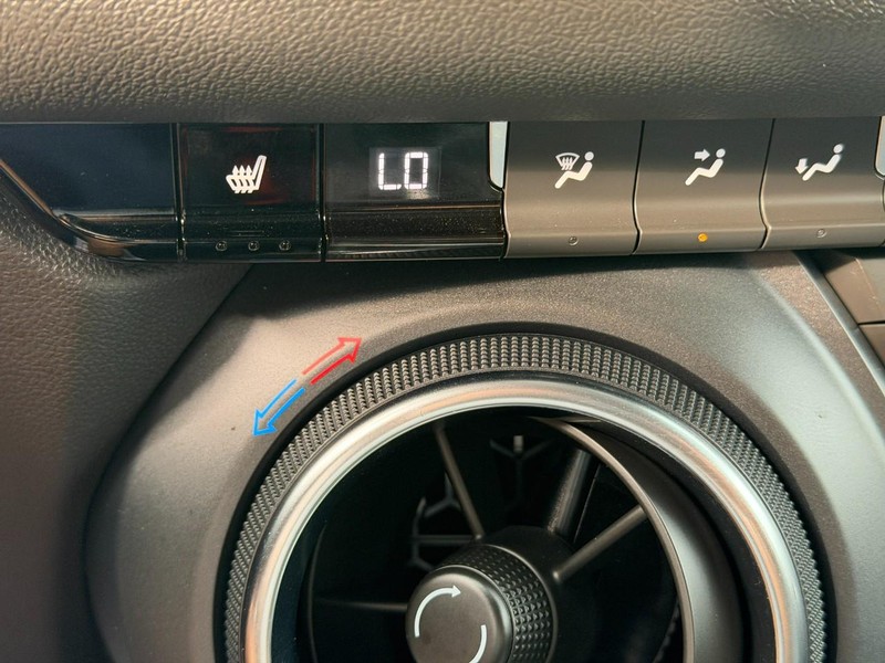 Chevrolet Blazer Vehicle Full-screen Gallery Image 21