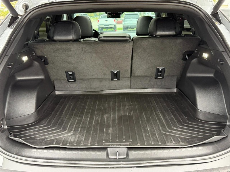 Chevrolet Blazer EV Vehicle Full-screen Gallery Image 05
