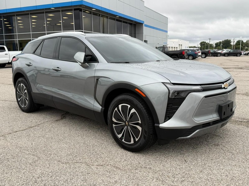 Chevrolet Blazer EV Vehicle Full-screen Gallery Image 08