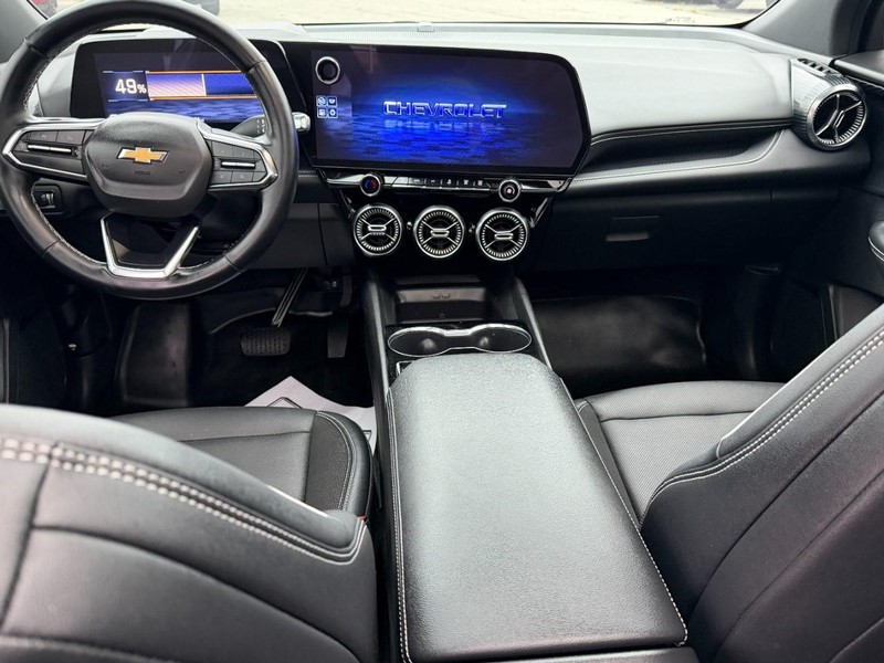 Chevrolet Blazer EV Vehicle Full-screen Gallery Image 12