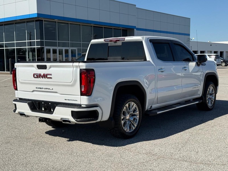 GMC Sierra 1500 Vehicle Full-screen Gallery Image 5