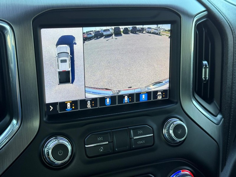 GMC Sierra 1500 Vehicle Full-screen Gallery Image 19