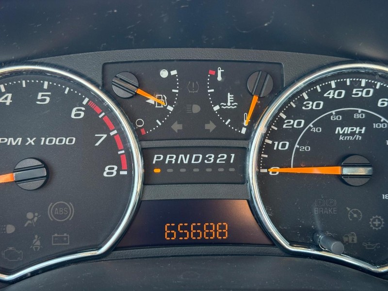 Chevrolet Colorado Vehicle Full-screen Gallery Image 16