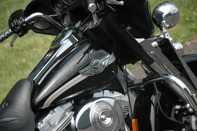 Harley-Davidson 100TH ANNIVERSARY HARLEY ELECTRA GLIDE Vehicle Image 09