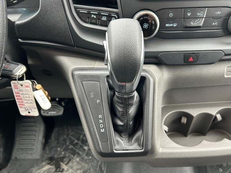 Ford Transit Cargo Van Vehicle Full-screen Gallery Image 8