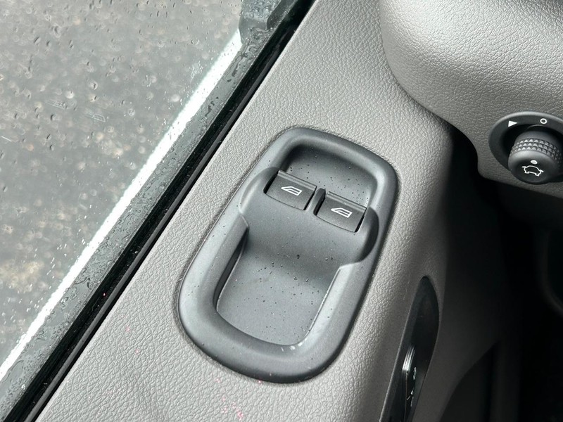 Ford Transit Cargo Van Vehicle Full-screen Gallery Image 14