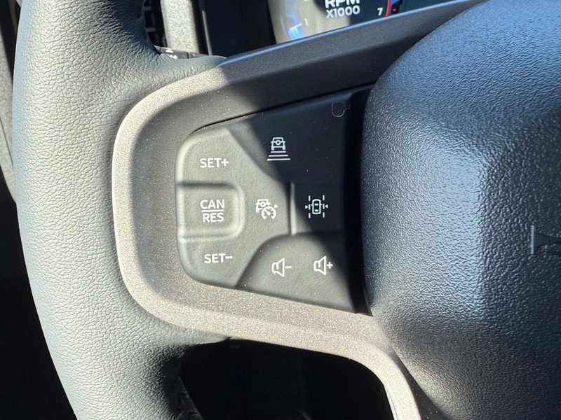 Ford Bronco Vehicle Full-screen Gallery Image 11