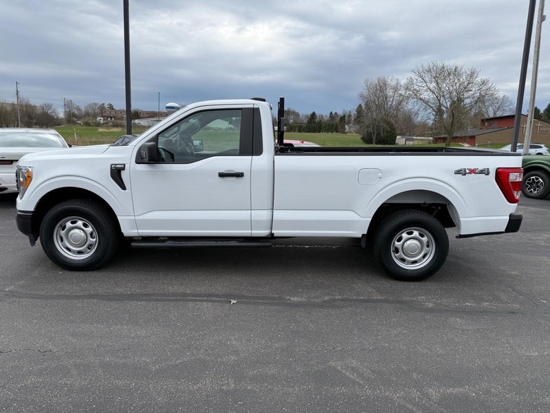 Ford F-150 Vehicle Full-screen Gallery Image 2