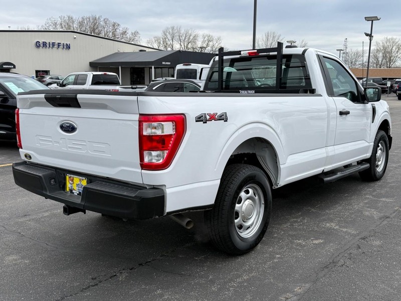 Ford F-150 Vehicle Full-screen Gallery Image 6