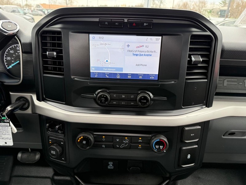 Ford F-150 Vehicle Full-screen Gallery Image 9