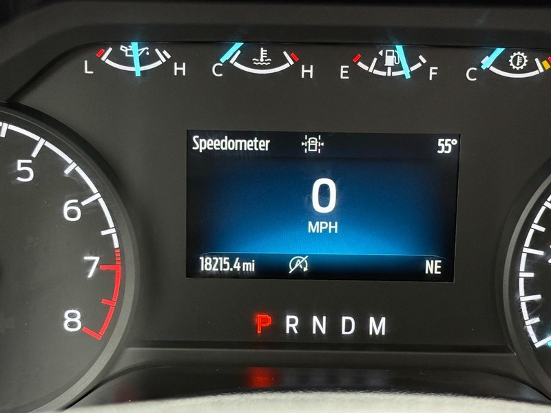 Ford F-150 Vehicle Full-screen Gallery Image 15