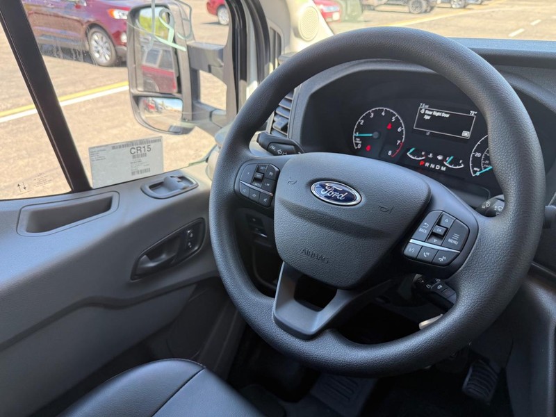 Ford Transit Cargo Van Vehicle Full-screen Gallery Image 9