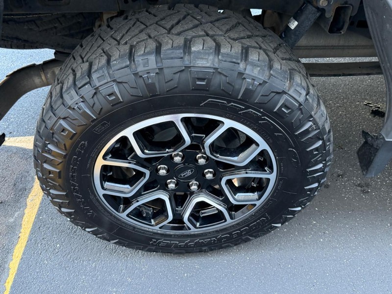 Ford F-150 Vehicle Full-screen Gallery Image 7