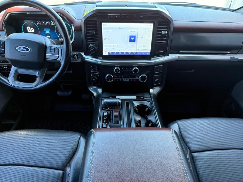 Ford F-150 Vehicle Full-screen Gallery Image 10