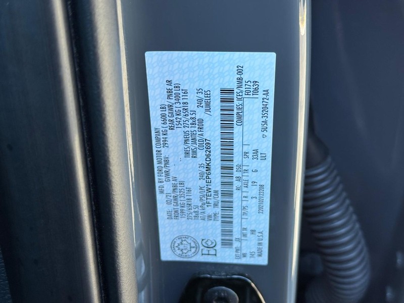 Ford F-150 Vehicle Full-screen Gallery Image 23